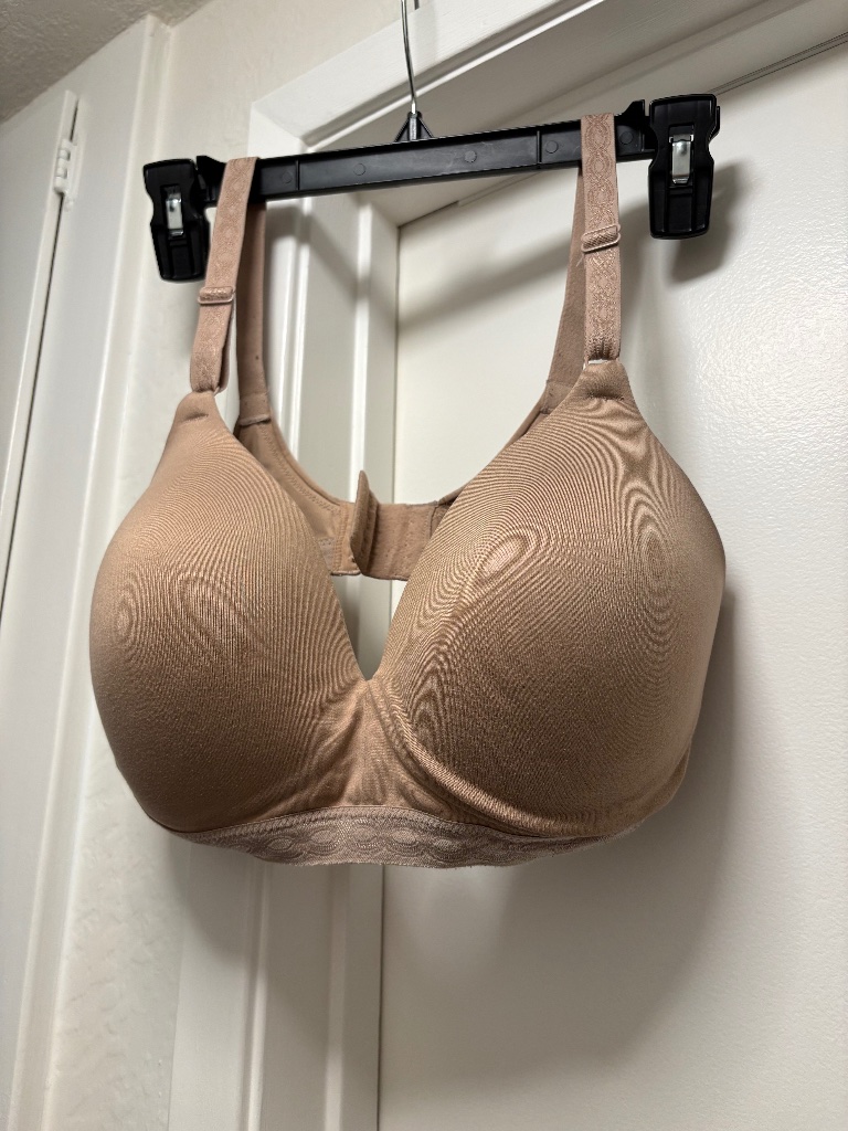 Well Worn  Used Warner&acirc;s Bra  Size 36d  As Is